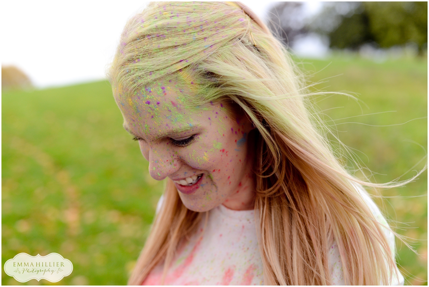 powder paint pre-wedding shoot